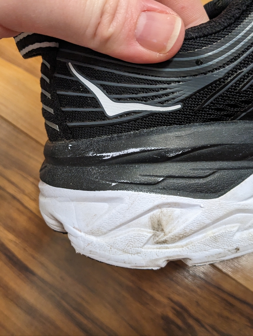 Hoka Bondi 7 Black and White Running Shoes - W 9 - Picture 5 of 8